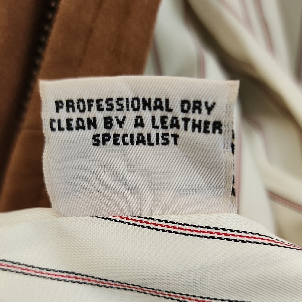 Bullock & Jones Classic Brown and Tan Leather Bomber Jacket with Ribbed Details - Picture 4 of 9